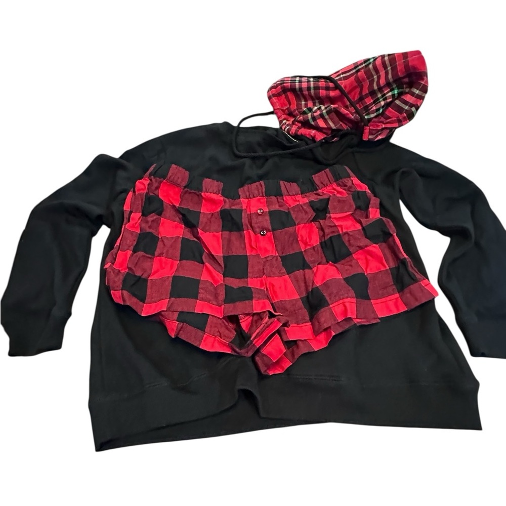 Stars Above Women’s 3-Piece Pajama Set Red Plaid shorts & sweatshirt Medium